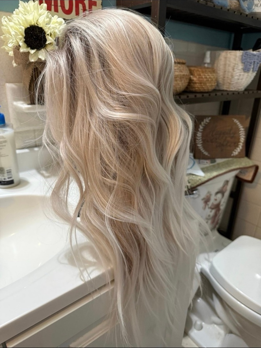 Chelsey smith cosmetics wig